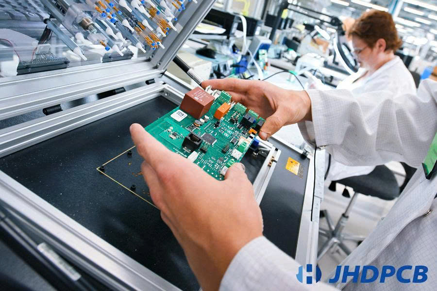 BƠM HÚT CHÂN KHÔNG SỬ DỤNG CHO MÁY IN-CIRCUIT TESTER (ICT)